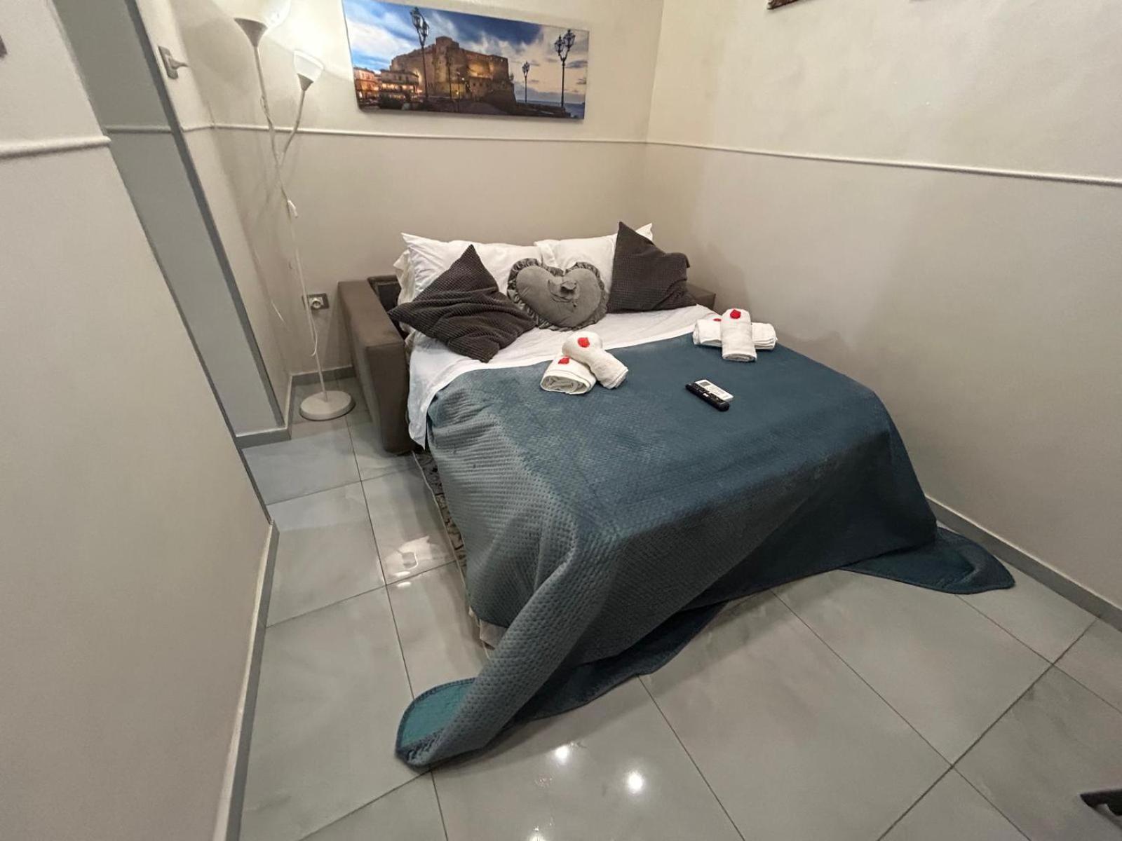 B&B House Napoli Cavour Екстер'єр фото