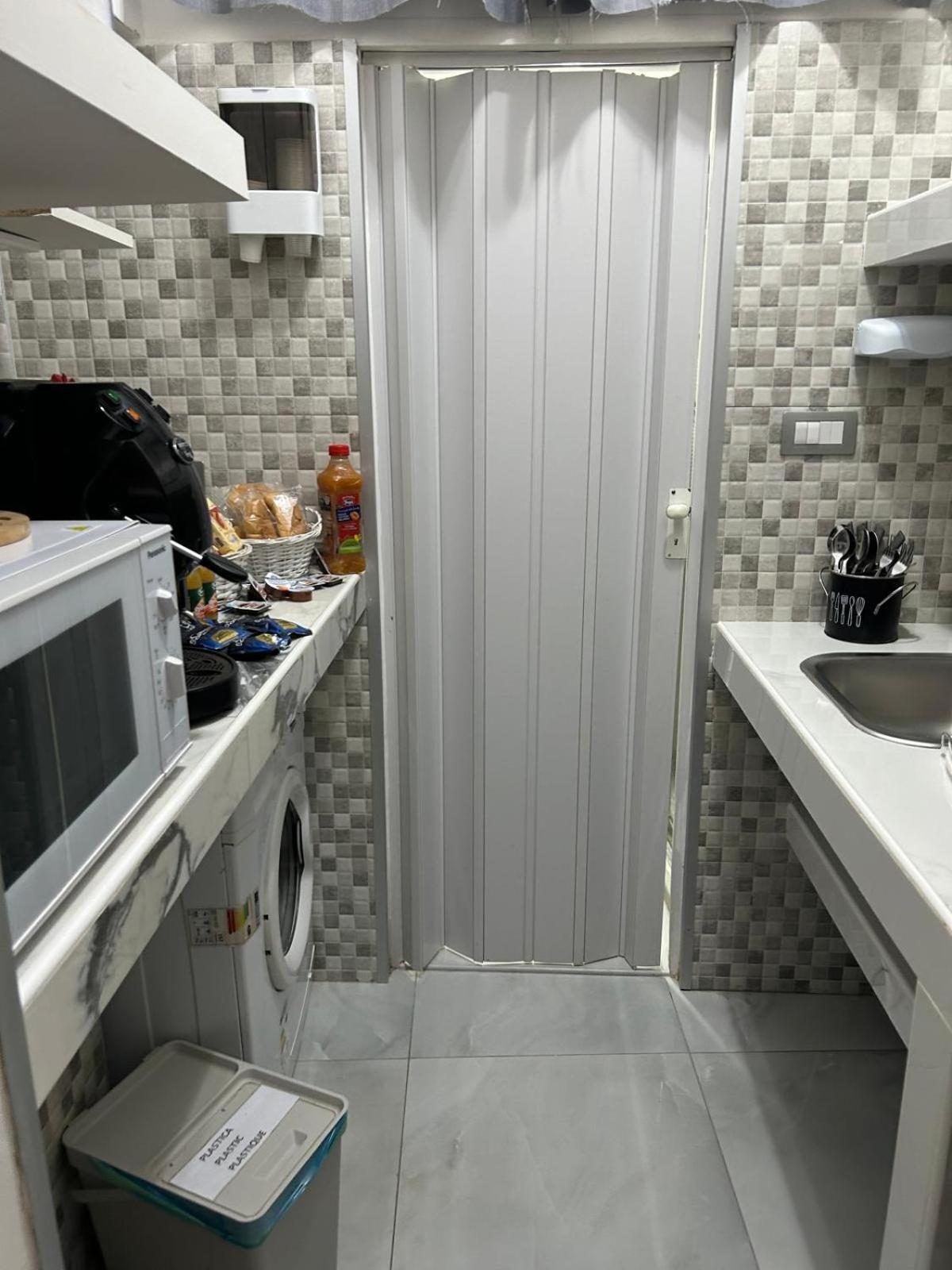 B&B House Napoli Cavour Екстер'єр фото